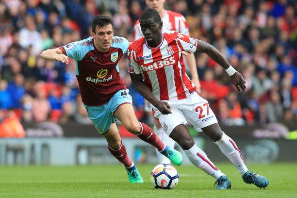 更来自于为 更来自于为